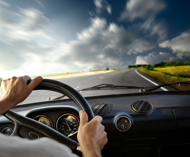 汽車(chē)用香水還是香薰？它們有何區(qū)別？