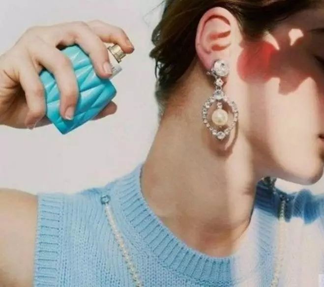 戀愛必備“發(fā)香噴霧”，即使逆風(fēng)十里，依然“香氣”襲人