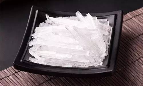 大熱天的，正是聊薄荷的時(shí)候