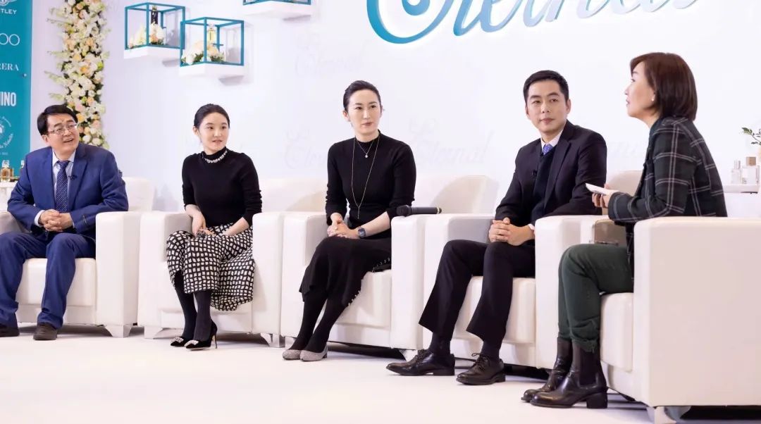 《2022中國(guó)香水行業(yè)研究白皮書(shū)》發(fā)布： 香氛新賽道發(fā)展迅速，“情緒療愈”成為消費(fèi)重要關(guān)注點(diǎn)